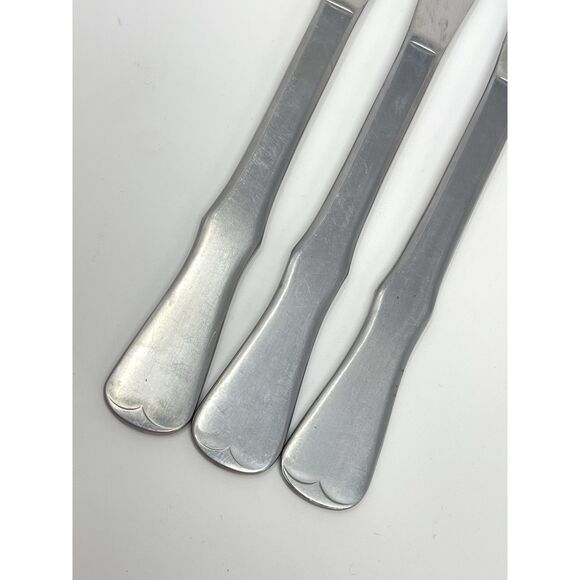 Oneida Community Patrick Henry Solid Handle Serrated Steak Knives 8.5” Set Of 3 - Picture 3 of 6